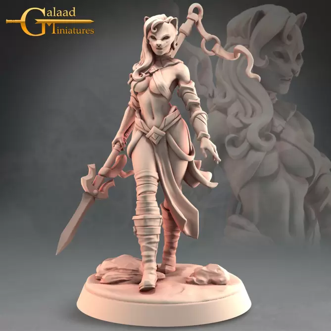 Миниатюра: Human Fighter Female