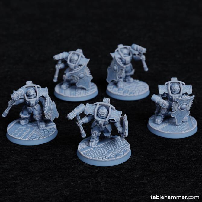 Miniature: Space Dwarfs Minotaurs (Hammers)